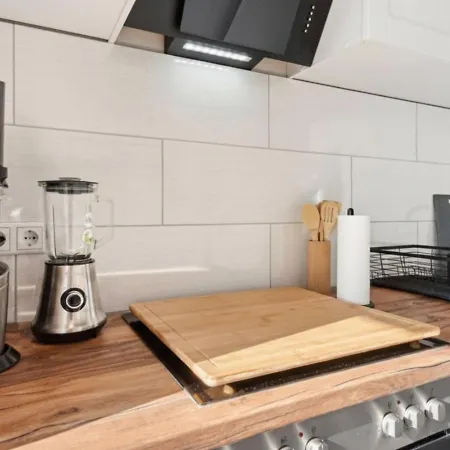 Getaway Mit Balkon - Grossem Doppelbett & Schlafsofa Fuer Insg 4 Pers - Ruhig Gelegen, Ideal Zum Wohlfuehlen&ankommen - Kinderbett&hochstuhl - Messe Duesseldorf&essen - S-bahn Апартаменты Дуйсбург