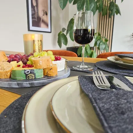 Orange - Business & Relax In Grossenbaum * Duisburgo