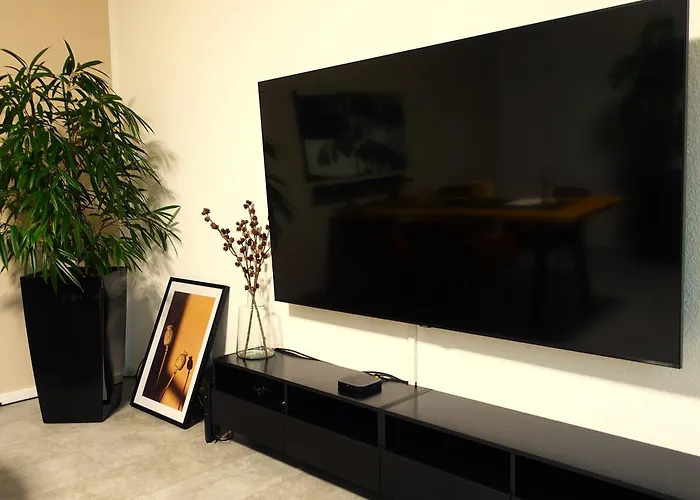 Getaway Mit Balkon - Ruhiges Business-apartment - Messe Dus & Airport *