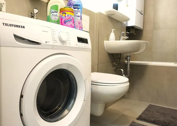 Getaway Mit Balkon - Ruhiges Business-apartment - Direkte S-bahn Nach Messe Dus & Ess Appartement