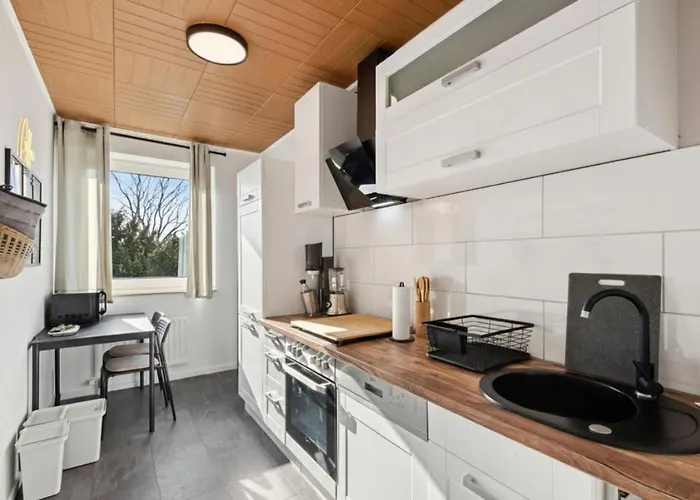 Appartement Getaway Mit Balkon - Ruhiges Business-apartment - Direkte S-bahn Nach Messe Dus & Ess