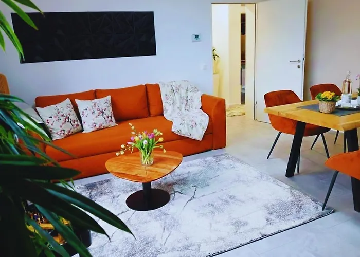 Getaway Mit Balkon - Ruhiges Business-apartment - Messe Dus & Airport アパート *